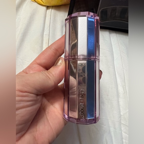 New Makeup Bundle of 9 Contains Lashes, Nails, Blush, Mascara highlighters & Bag - Picture 6 of 10